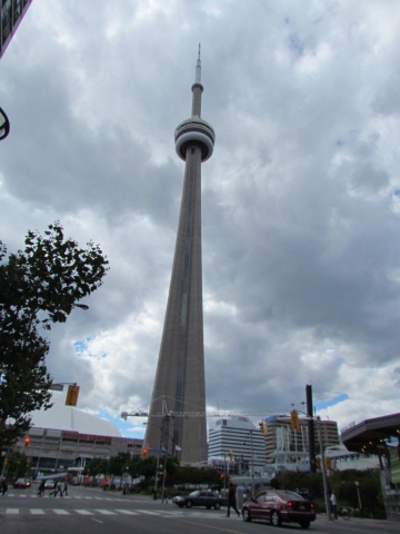 Toronto_12_CN_Tower_10