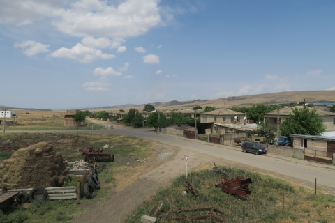 1_road_2_village_01