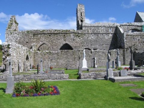 Burren_27_CorcomroeAbbey