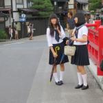 5_schoolgirls_b