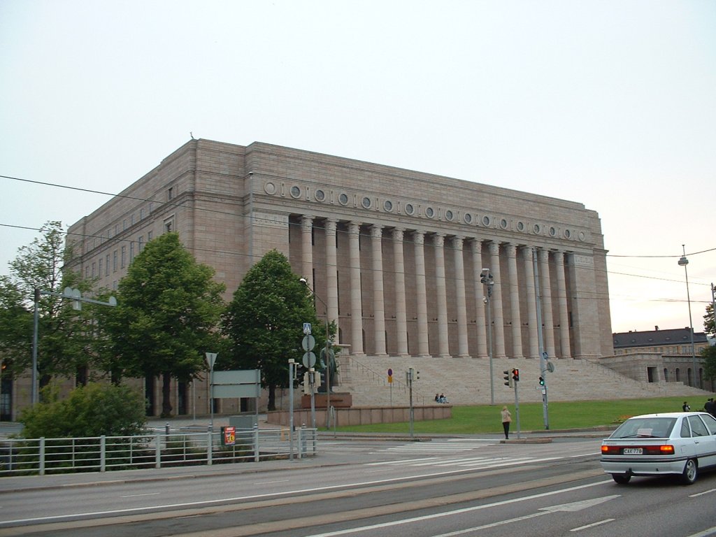 64FHelsinki_Parlement