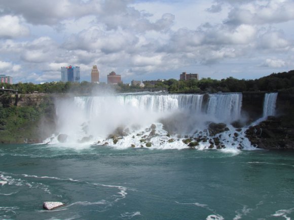 Niagara_falls_Canada_07