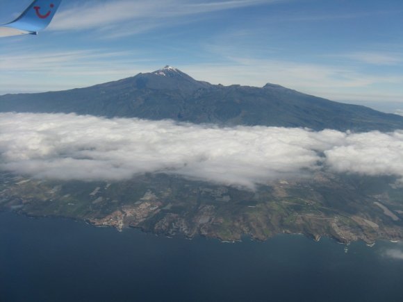 Tenerife_from_sky_10