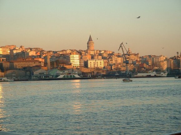 Dscf00184GoldenHorn_GalataTower