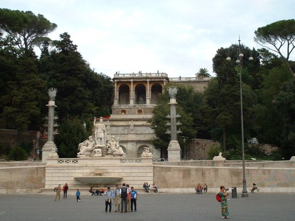 DSCF0038 Piazza del Popolo