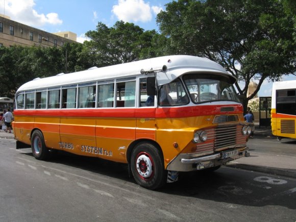 Malta_bus_70