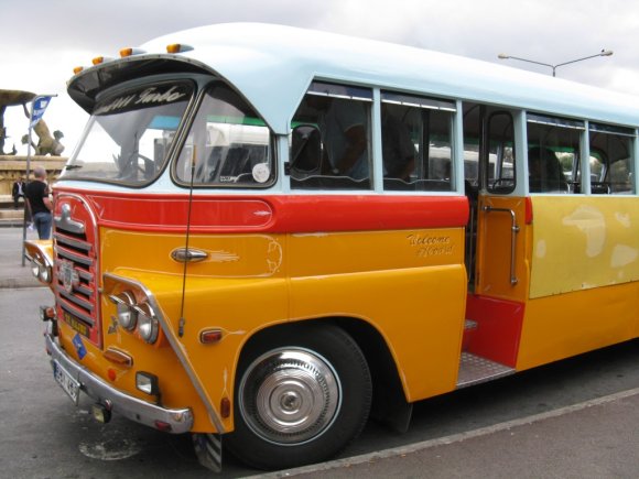 Malta_bus_83