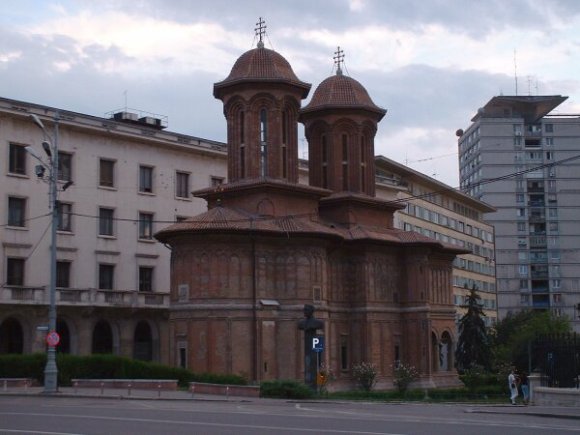 0Bucharest20_Church