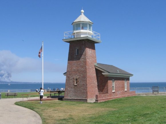 3_SantaCruz_lighthouse_1