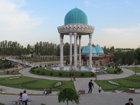 1_Tashkent_TV_Tower_park_42